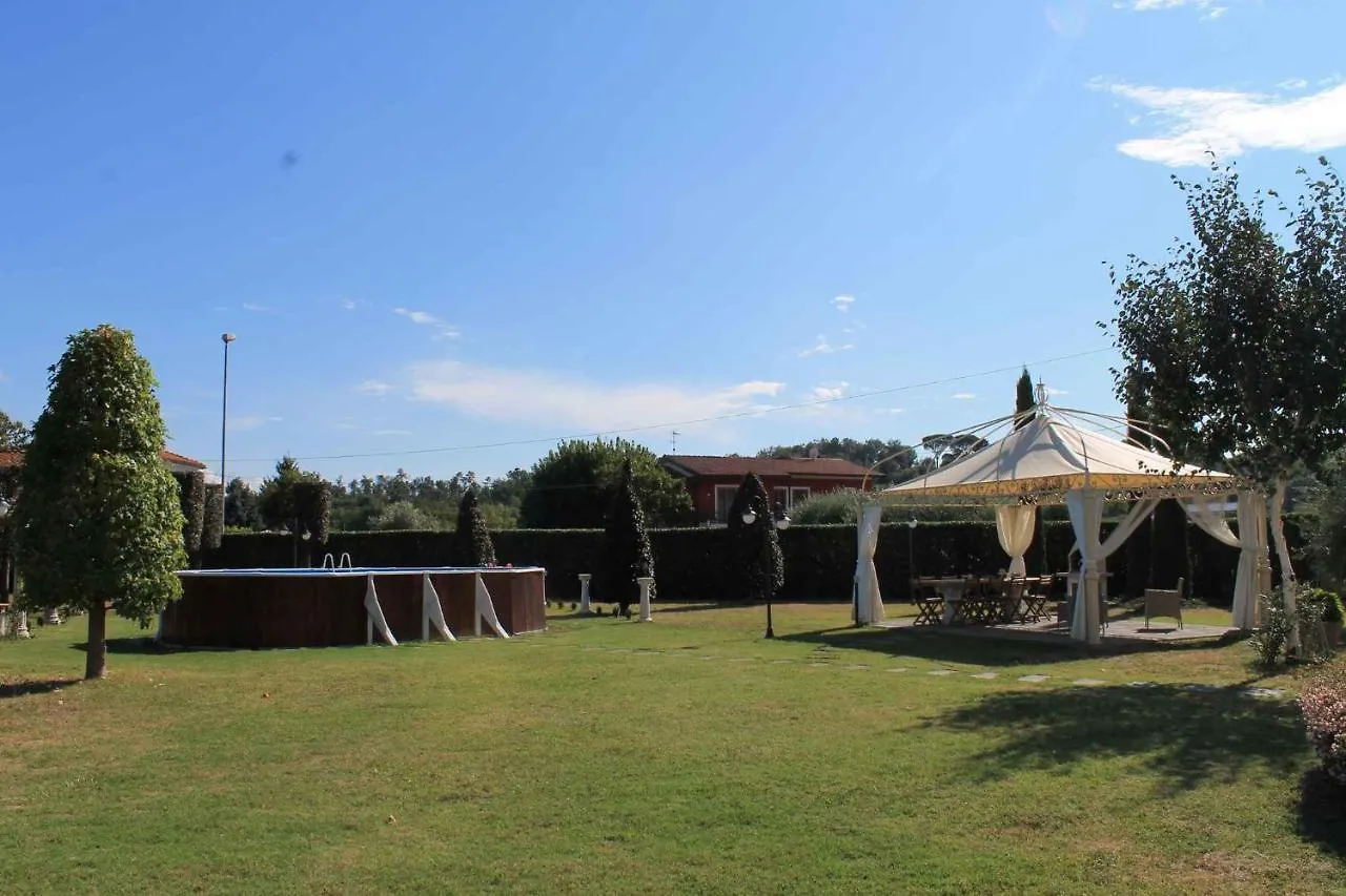 Holiday Home In Montecarlo Lucca 23964 San Piero in Campo  Διαμέρισμα San Piero in Campo (Tuscany)