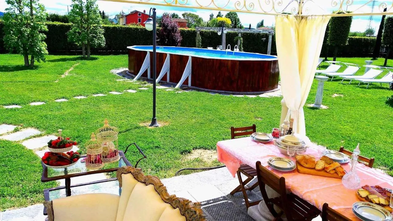 Holiday Home In Montecarlo Lucca 23964 San Piero in Campo  Διαμέρισμα