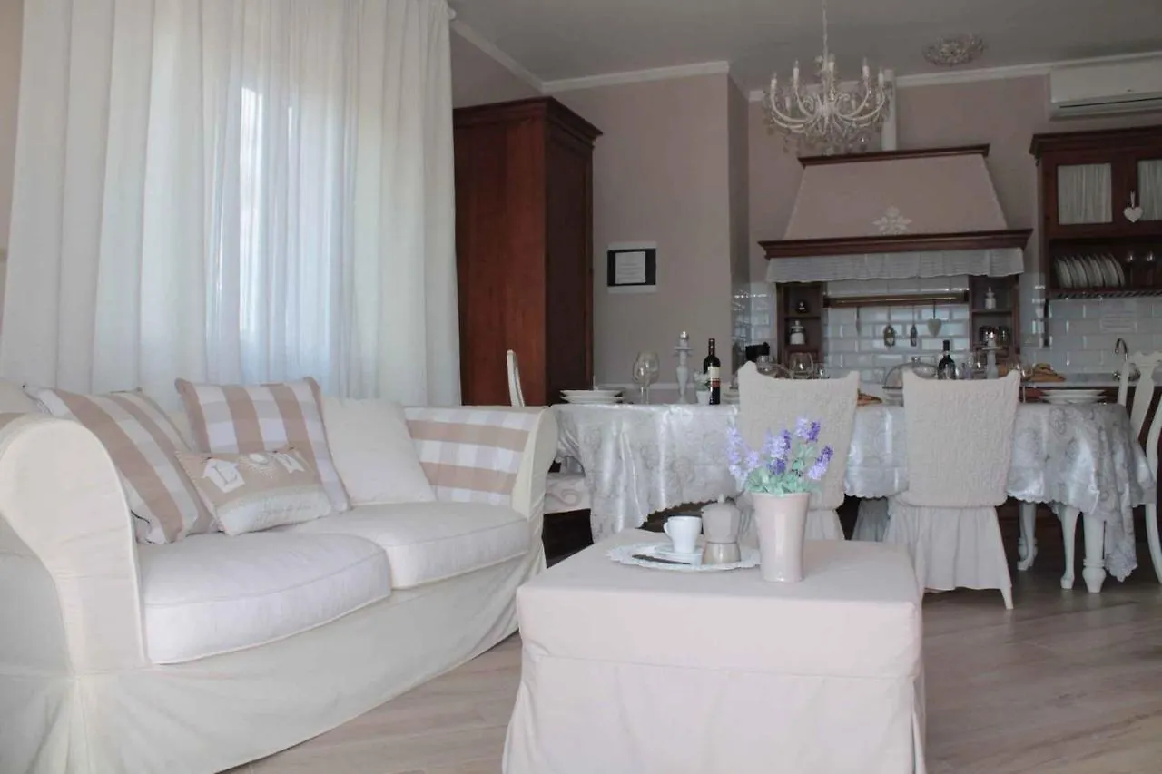 Holiday Home In Montecarlo Lucca 23964 San Piero in Campo